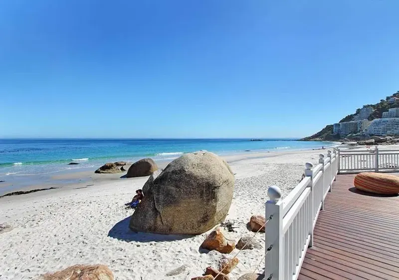 Ivory Sands Bungalow in Clifton – photo 7