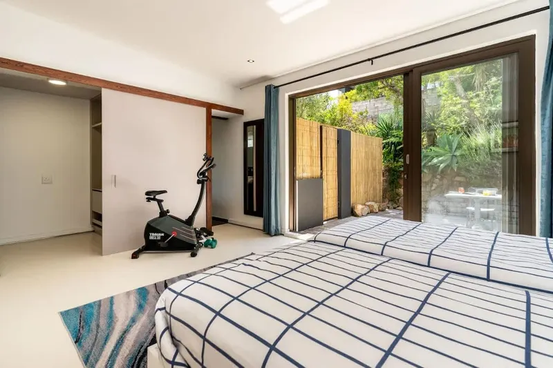 View Talay Apartment in Camps Bay – photo 21