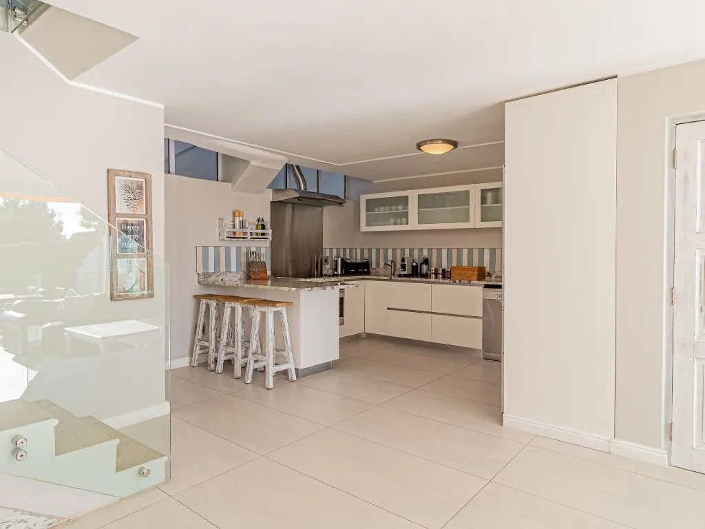 property_2e6462e9-f1d4-49f9-a90a-509a6fa12990_22