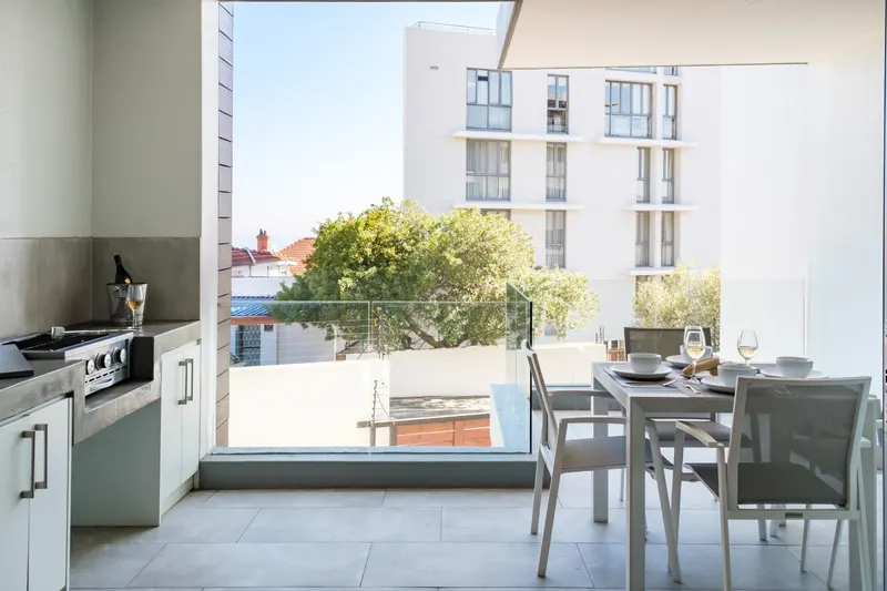 Nobelium in Sea Point – photo 13