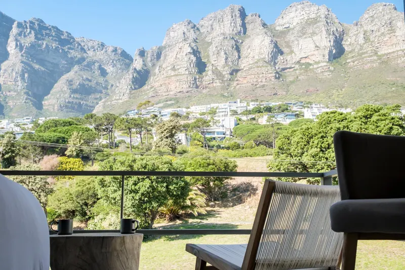 Atlantic Reflection in Camps Bay – photo 29