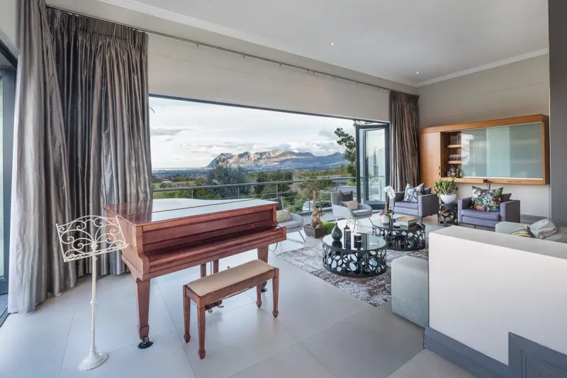 Manas Villa in Constantia – photo 20