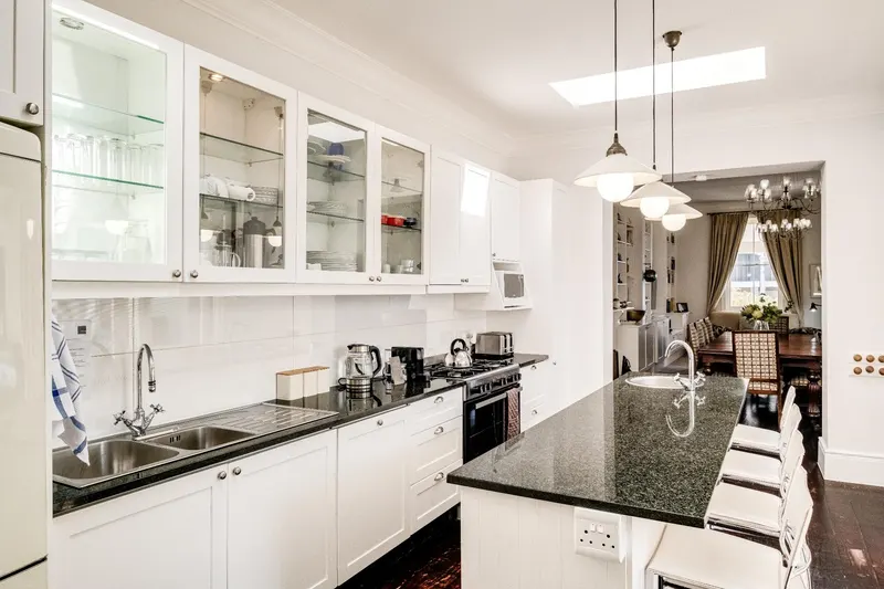 Six Selbourne in Sea point – photo 17