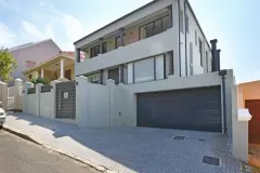 Newport Villa in Gardens – photo 1 thumbnail