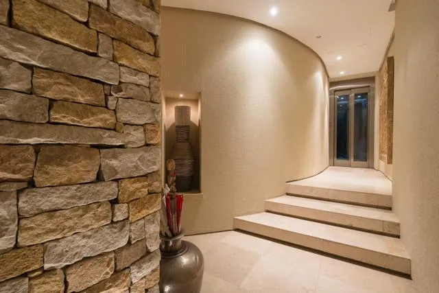 property_2f31147c-84e7-4de4-aa3d-ebd81135fe7c_15