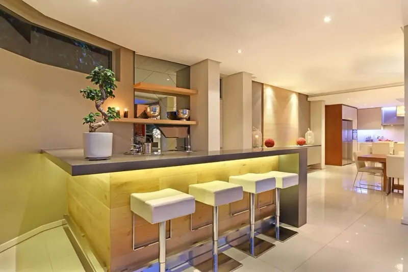 Chepstow Road Villa in Green Point – photo 10