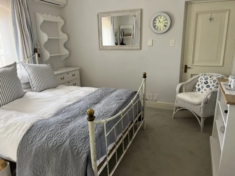 Constantia Valley Villa in Silverhurst – photo 100