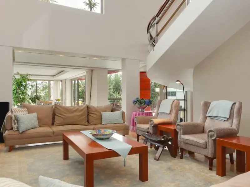 7 on 1st Crescent in Camps Bay – photo 4