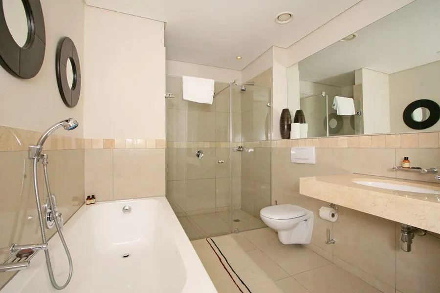 property_301f20e7-3c1f-4bb2-95ad-8ba42cc310ba_1