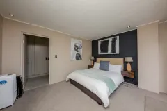 17 Geneva Lower in Camps Bay – photo 5 thumbnail