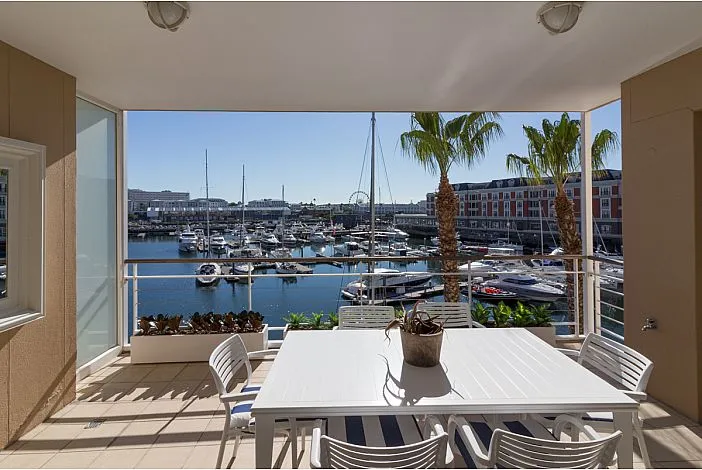property_30392a07-3d44-43ae-8377-9820fc39f1d5_16