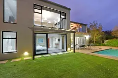 Constantia Holiday Home in Constantia Heights – photo 25 thumbnail
