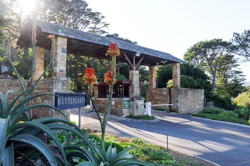 Ruyteplaats Lodge in Hout Bay – photo 17