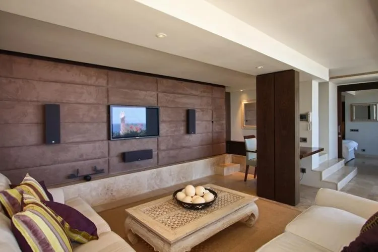 property_30774efe-9cd5-4c93-bbb0-c5905115d7c2_14