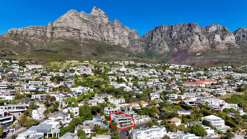 Terrace Royale in Camps Bay – photo 42