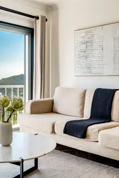 Shoreline Views in Camps Bay – photo 4 thumbnail