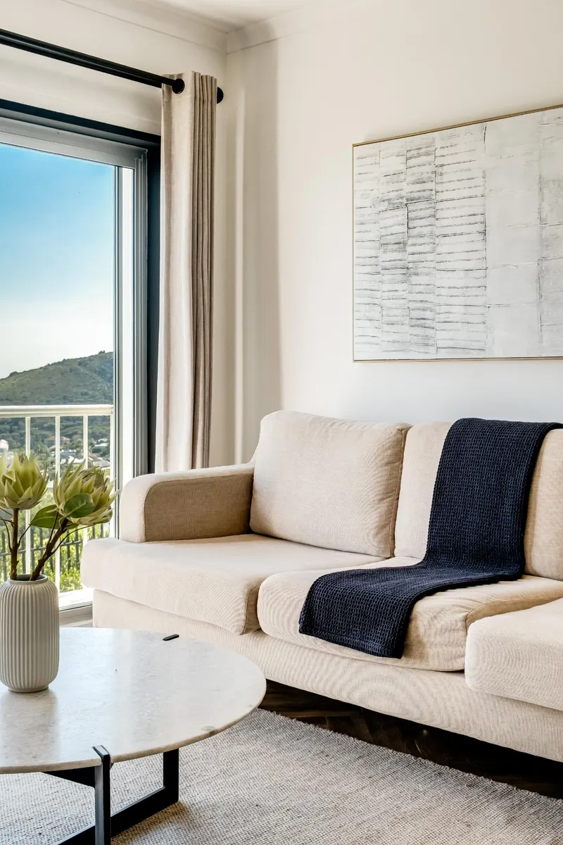Shoreline Views in Camps Bay – photo 4