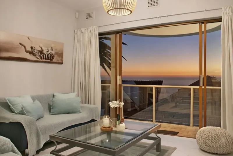 Clifton Gardens Apartment