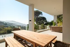 Sandstone Apartment in Higgovale – photo 42 thumbnail