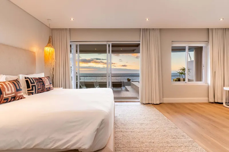 Bakoven Sunsets Luxury Apartment in Camps Bay – photo 28