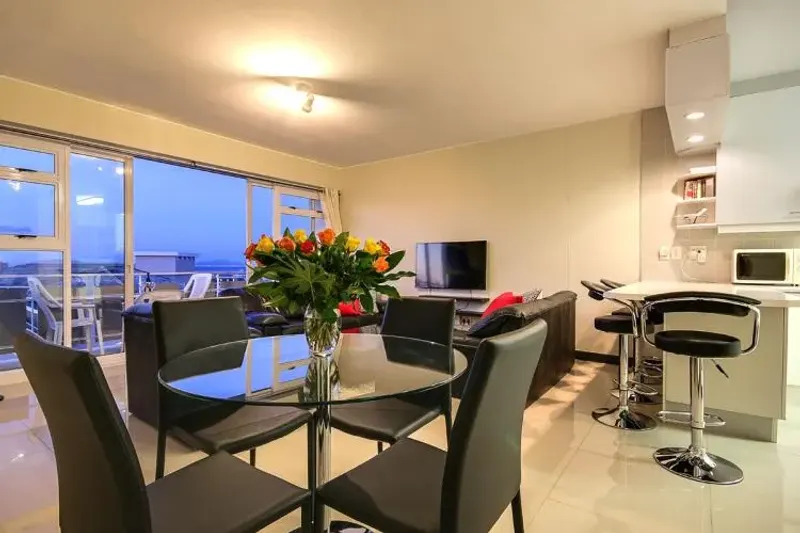 Hillside Heights in Green Point – photo 10