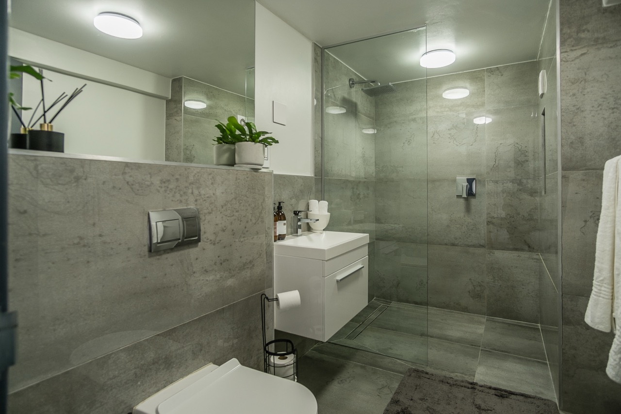 property_31efc0cf-c22e-4619-96f0-da82d250736c_37