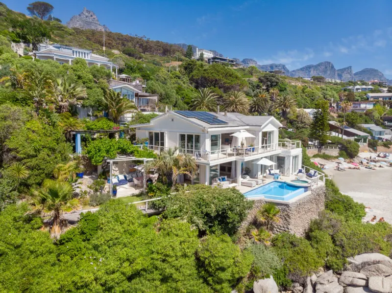 Ocean Blue Bungalow in Clifton – photo 2