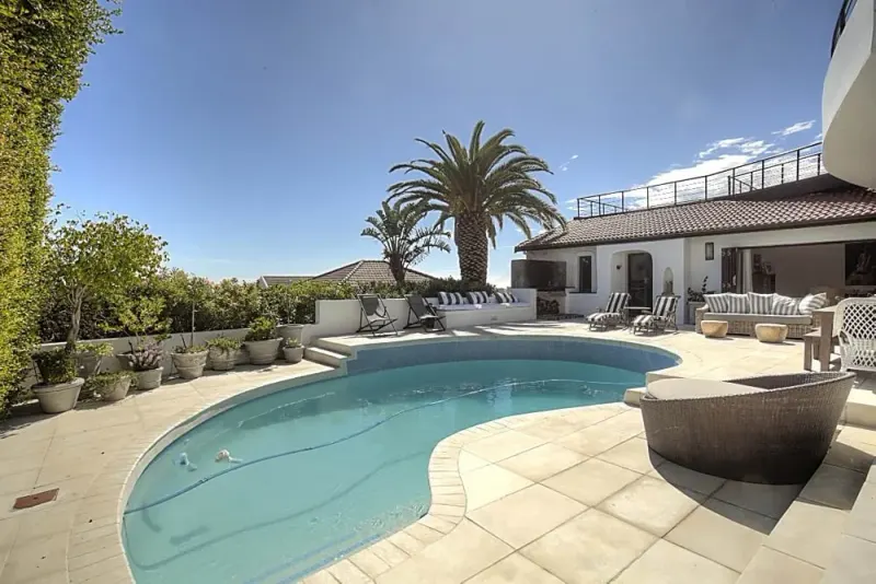 Fresnaye Bordeaux in Sea Point – photo 5