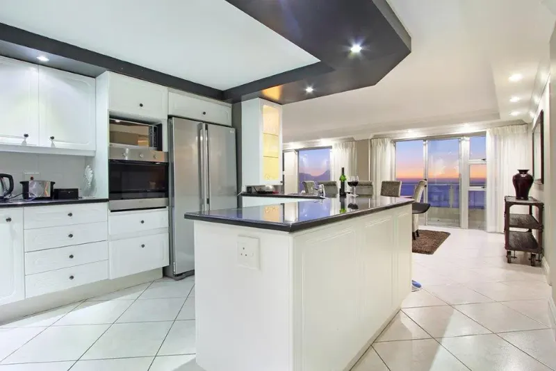 Nautica 501 in Table View – photo 9