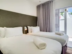 De Waterkant Townhouse in Green Point – photo 7 thumbnail