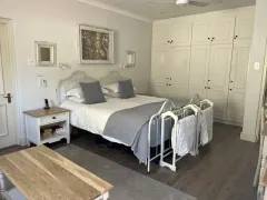 Constantia Valley Villa in Silverhurst – photo 27 thumbnail
