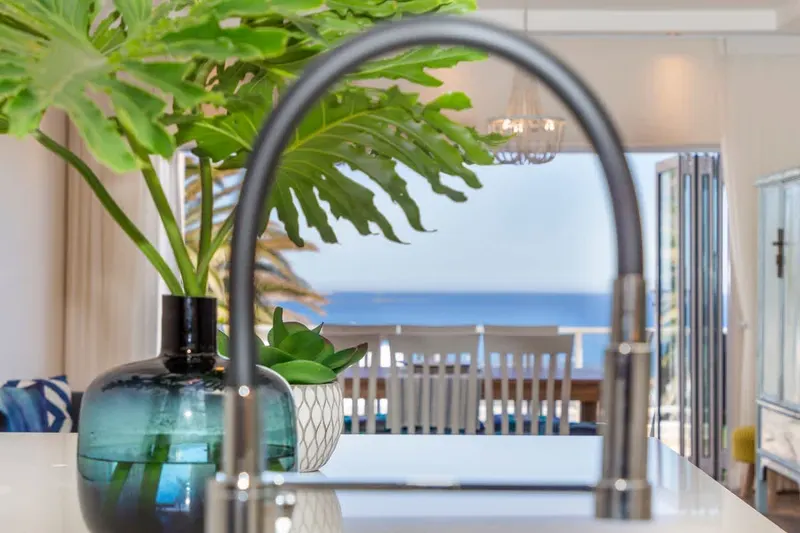 Summer Place in Camps Bay – photo 11