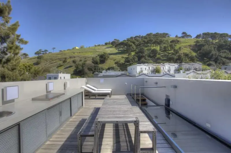 Loader Modern in Green Point – photo 11