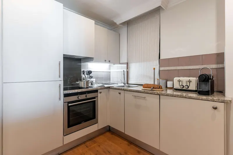 Cape Royale 615 in Green Point – photo 9