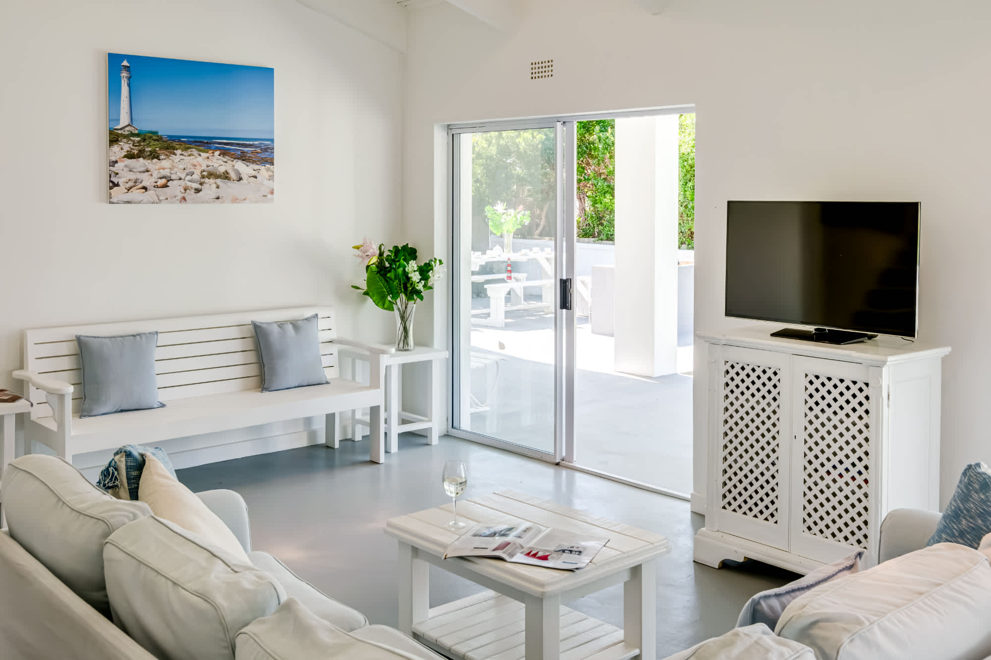 property_32b4cf30-804e-424f-9846-f5448c43089e_0
