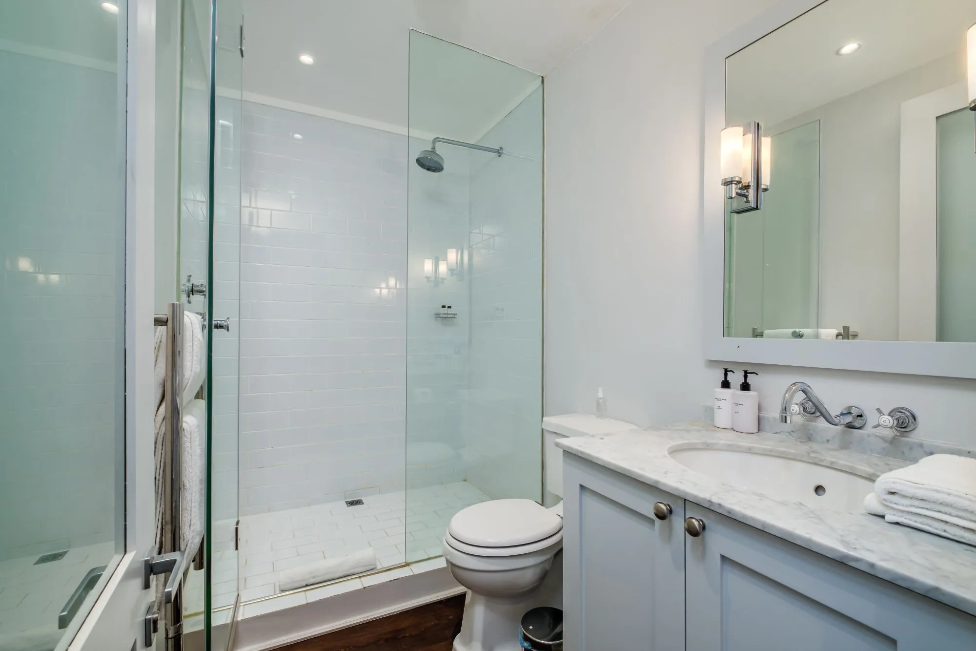 property_3307a365-2811-4a2c-b5fb-a246d0e6233f_15