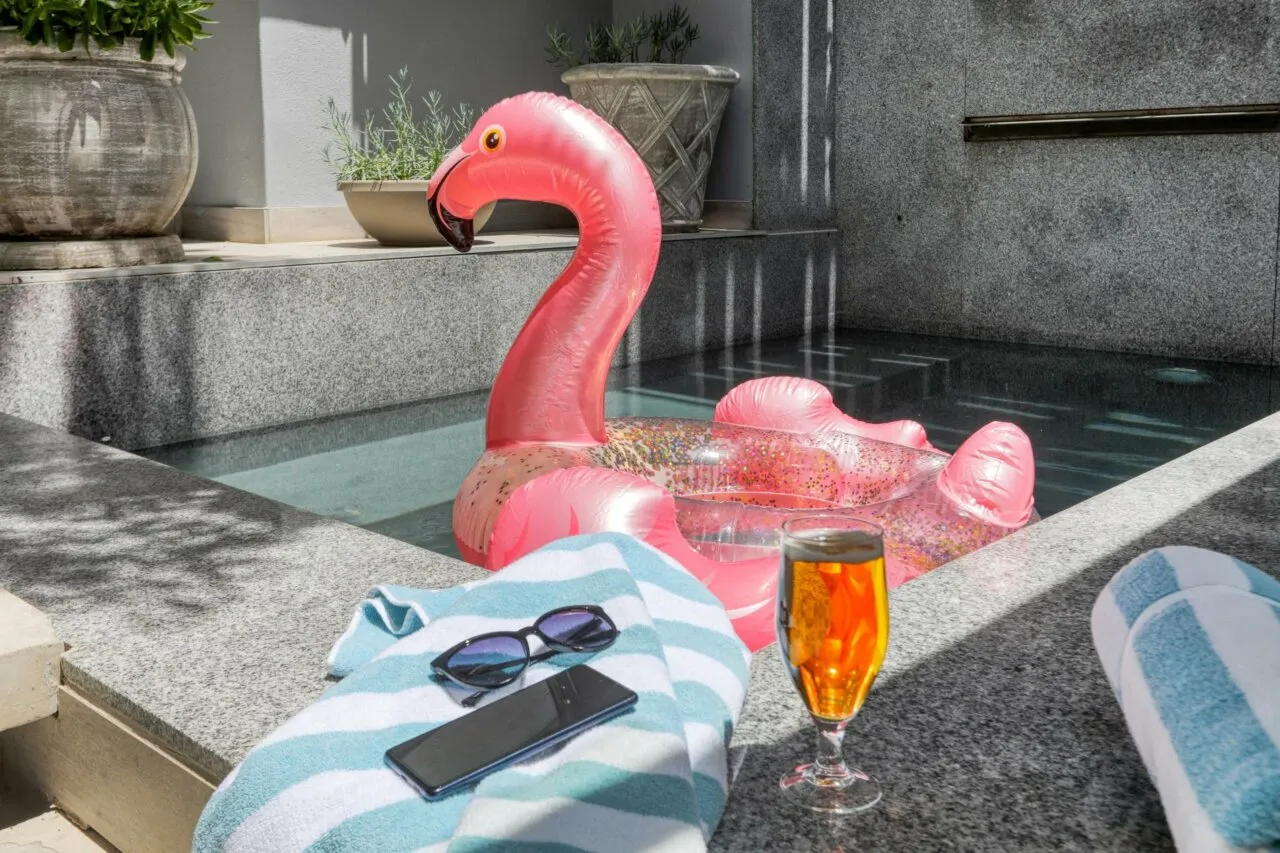 property_331521e3-9d4b-44e1-af78-4c1bc6343288_25