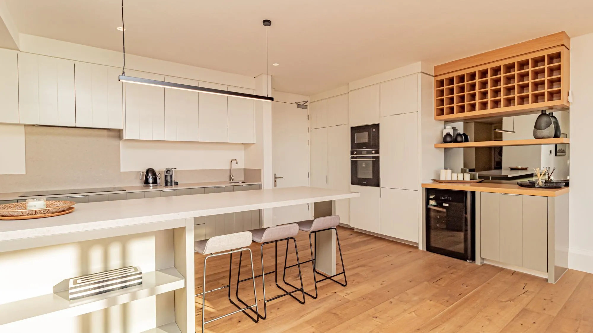 property_33161126-5150-4950-b8fe-19067c586e0f_17