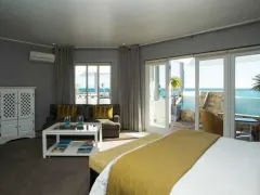 Place on the Bay Penthouse in Camps Bay – photo 4 thumbnail