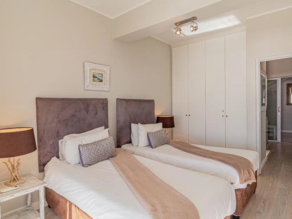 property_335b64ab-d1ac-4a50-84cc-02196471b847_4