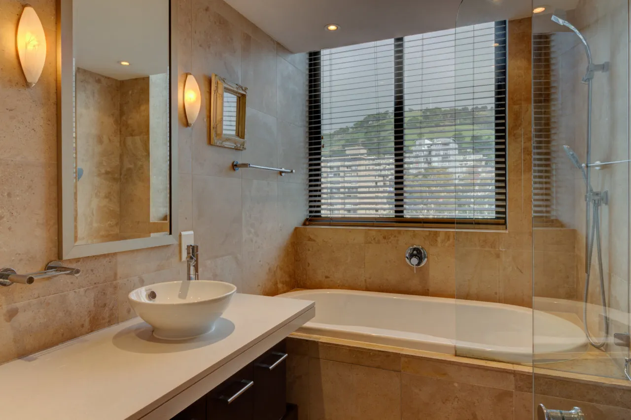property_336a7a68-7e50-4eb8-864a-c024c706f16c_18
