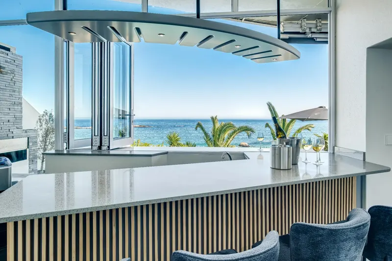 Villa Sevara in Camps Bay – photo 11