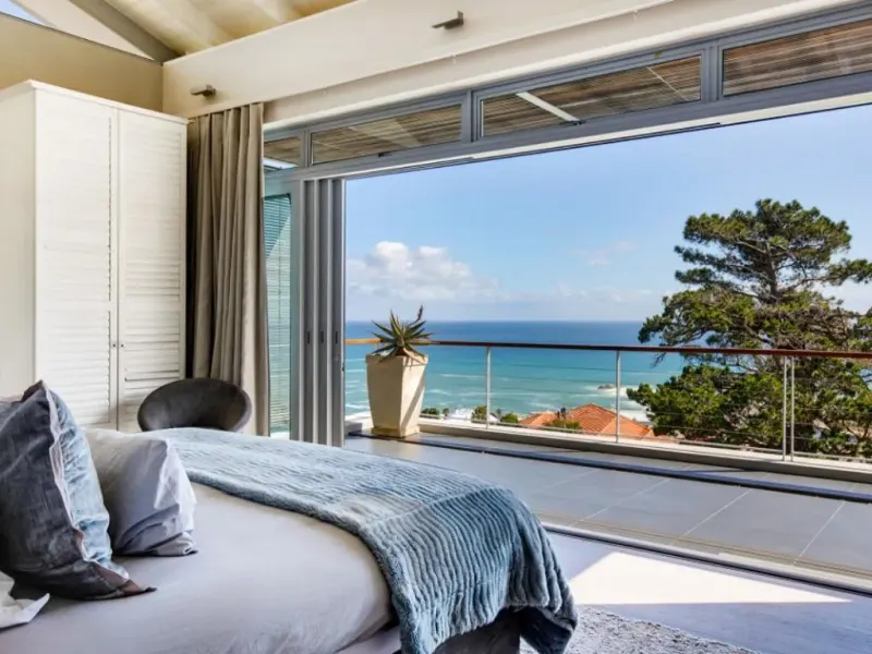 Ocean Vista Villa in Bakoven – photo 1