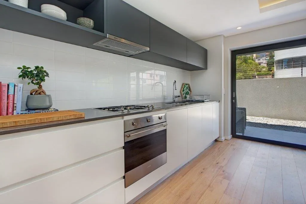 property_33ab7f98-6ade-4b1f-a233-0182b7c1711b_10