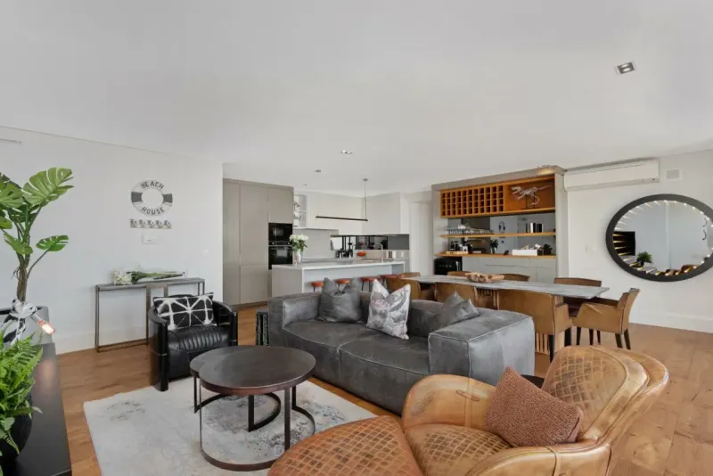 Alpha Penthouse in Green Point – photo 24