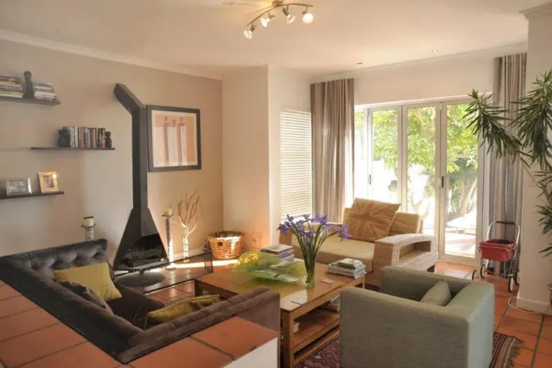 High Level Road House in Green Point – photo 4