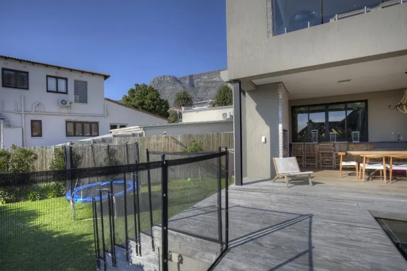 Oranjezicht Modern Villa in Gardens – photo 4