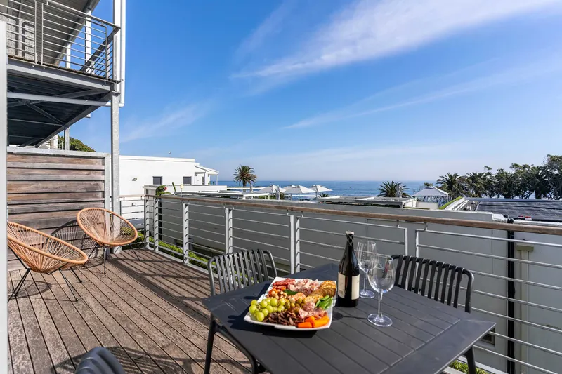 Camps Bay Caprice in Camps Bay – photo 1