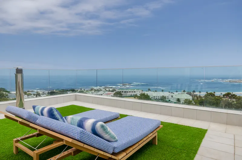 Geneva 24 A in Camps Bay – photo 4