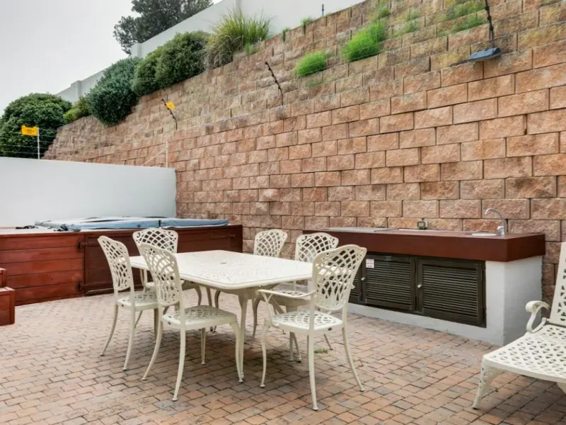 Berkely Place in Camps Bay – photo 20